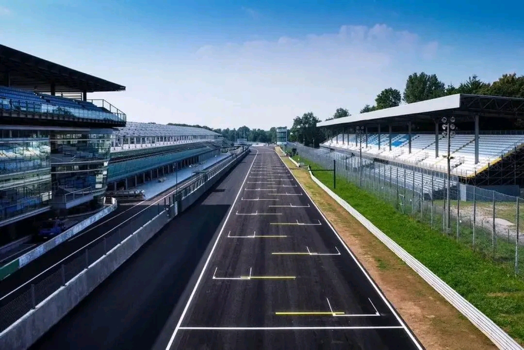 1775898934741